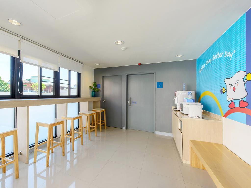 Hop Inn Nong Khai Exteriör bild