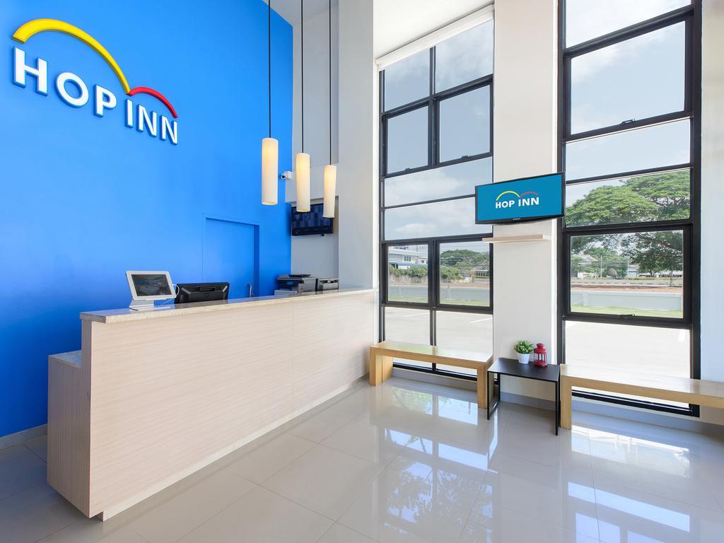 Hop Inn Nong Khai Exteriör bild