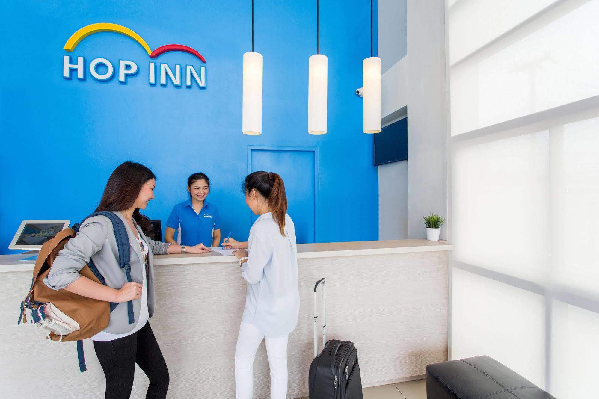 Hop Inn Nong Khai Exteriör bild